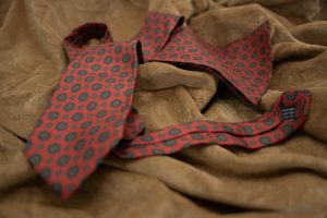 Red Circle and Square Silk Tie and Pocket Square